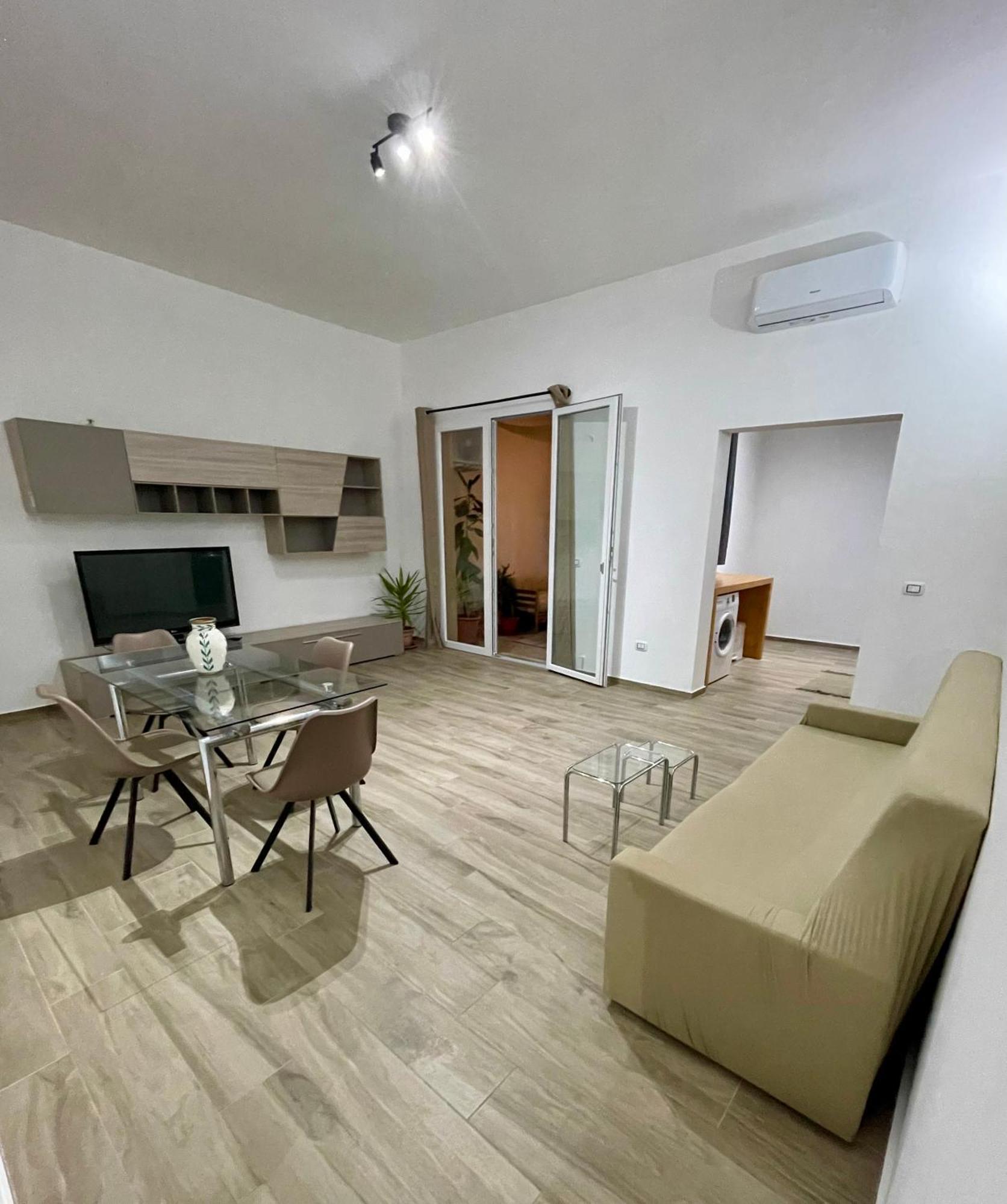 Cristina Home San Pietro Vernotico Esterno foto